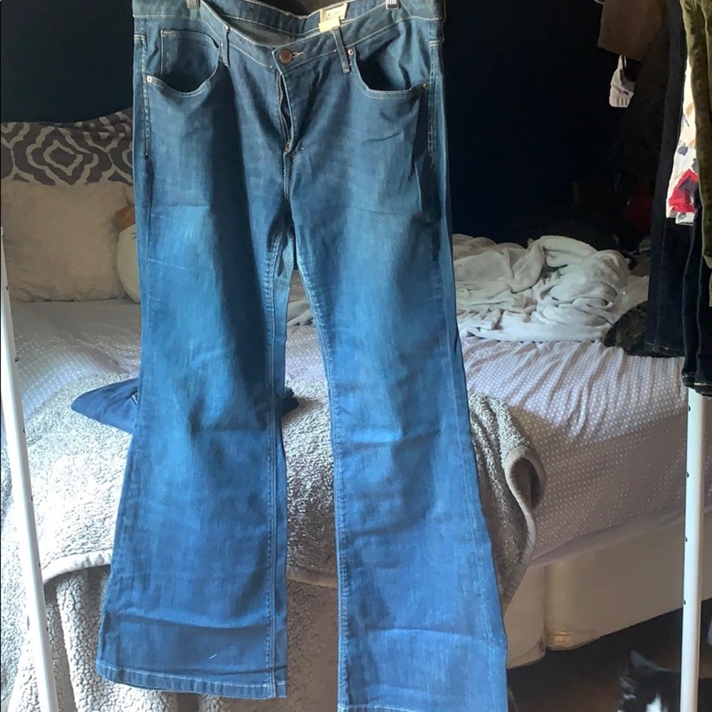 Flare leg 32” long Jeans F